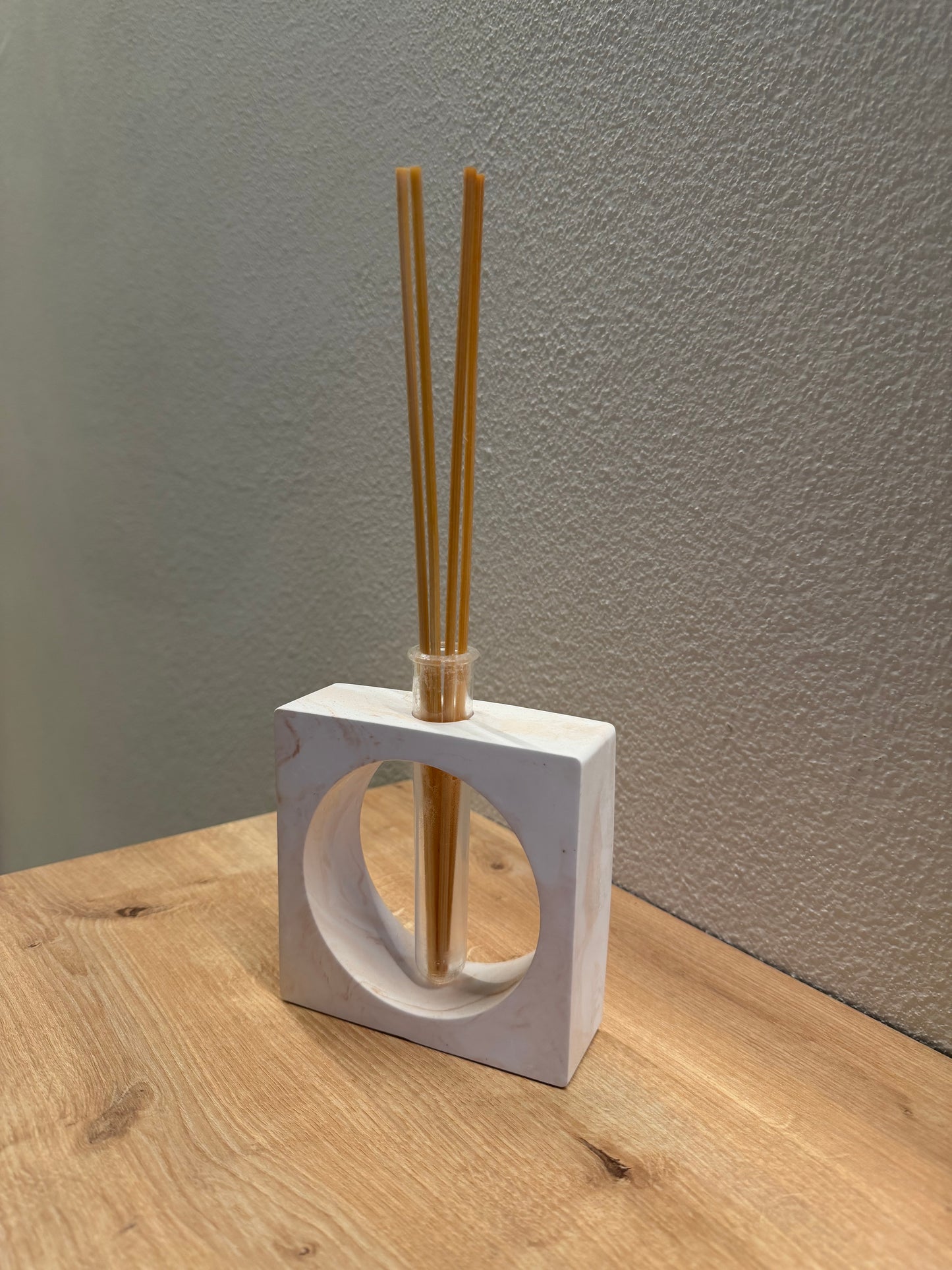 Vasetto decorativo in eco-resina effetto marmo