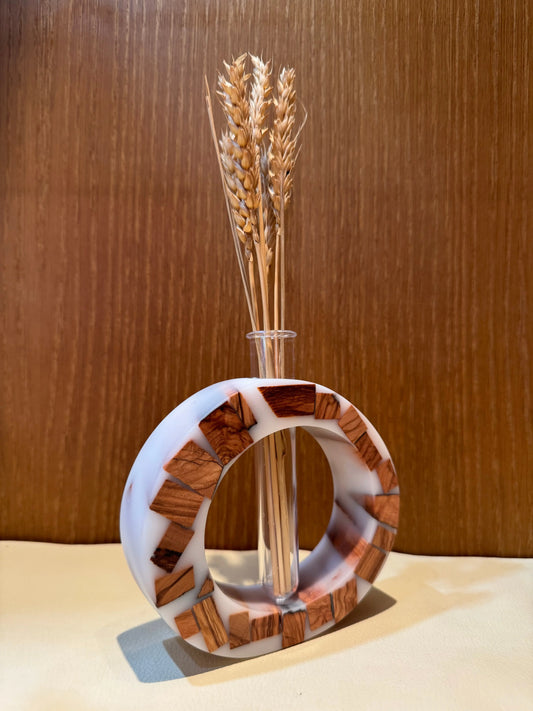 Vasetto in legno e resina bianca VRT