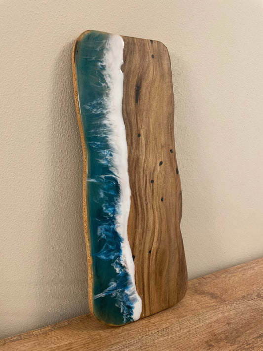 Tagliere in legno di Acacia e resina effetto mare VRT